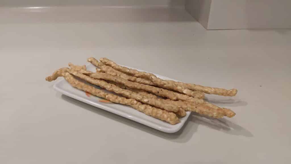 Kediler için evde ödül çubukları tarifi